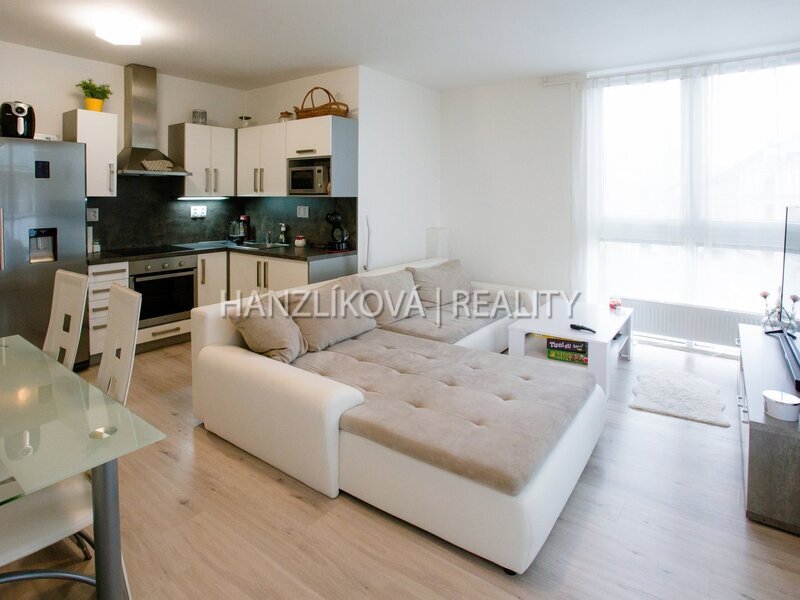 Pronájem nového bytu 2+kk s terasou a sklepem, Klaricova ul., České Budějovice