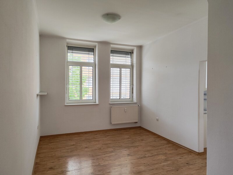Pronájem zděného zrekonstruovaného bytu 1+1, B. Smetany