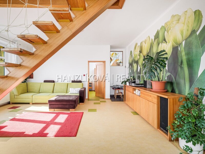 Velkorysý mezonet 4+kk ( 143 m2) u Malého jezu - Havlíčkova kolonie