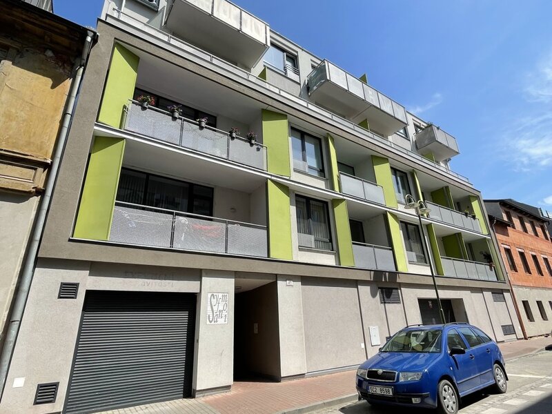 Pronájem novostavby bytu 2+kk s balkonem a šatnou, Nová ul., ČB